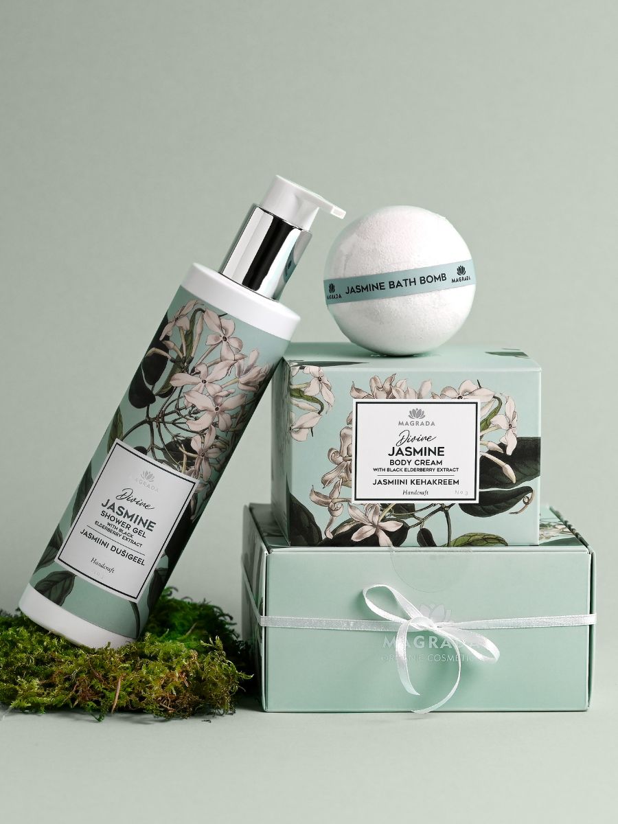 Magrada Organic Cosmetics black elderberry extract lotion bottle with jasmine bath bomb and gift box set