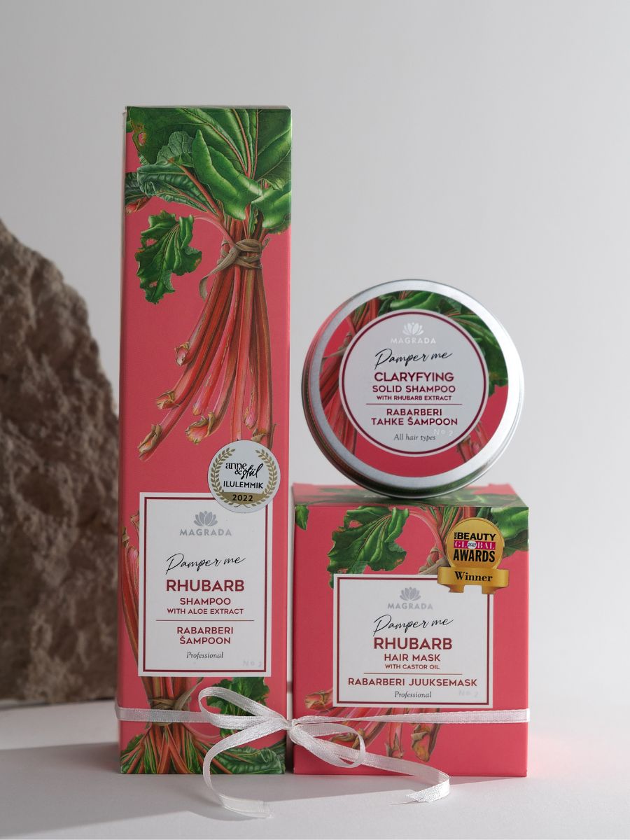 Magrada Organic Cosmetics deep moisture hair care set with rhubarb shampoo and hair mask in red and green packaging